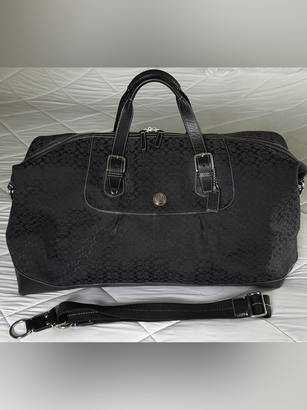 Coach Voyage Signature Cabin XL Duffle F77115 Black Travel Bag